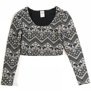 Long Sleeve Crop Top | Black & White Tribal Print